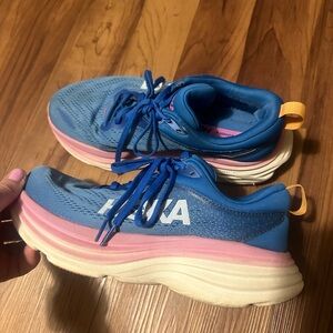 Hoka Bondi woman’s shoes 8 wide/8.5